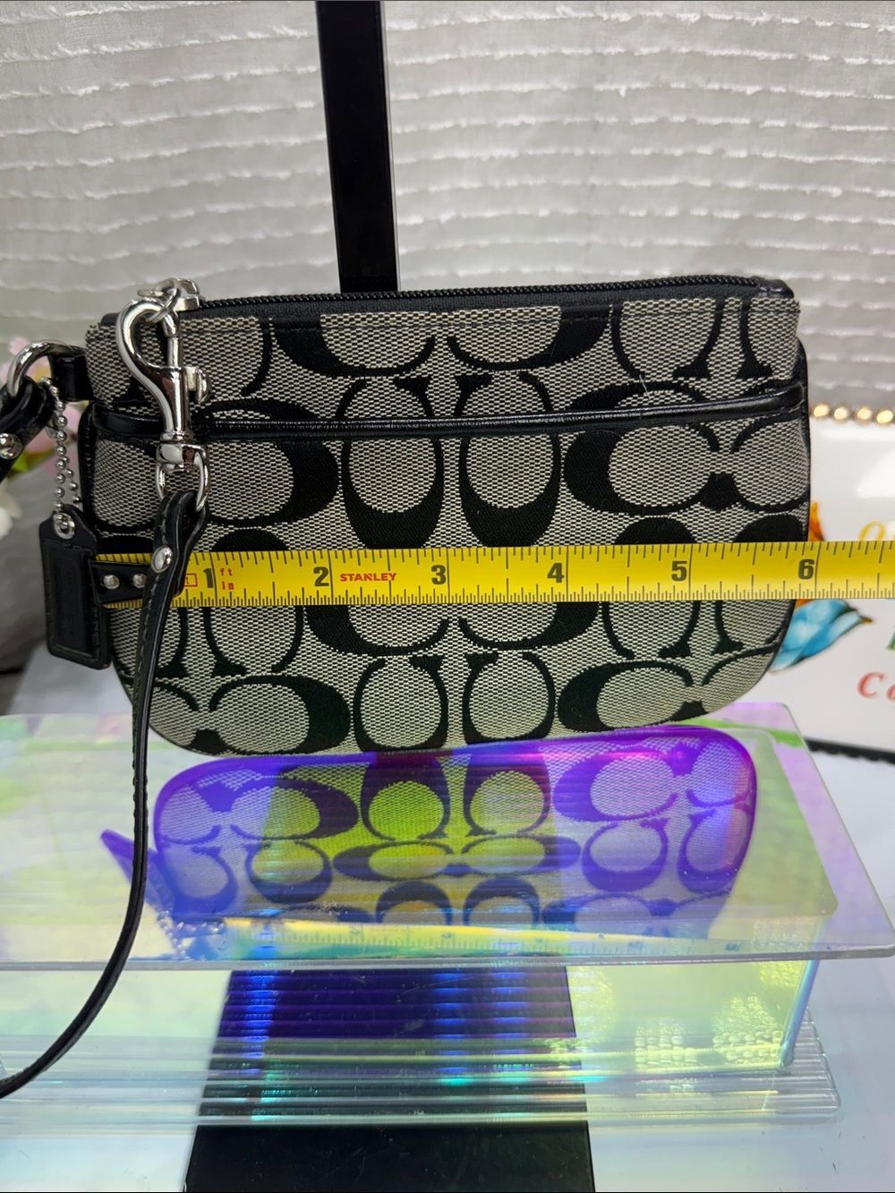 (O1) Coach vintage mini black and gray canvas clutch with Coach logo - Picture 2 of 10